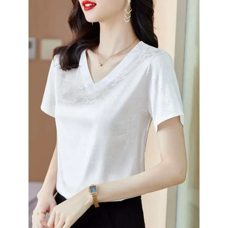 设计感缎面短袖v领t恤女2025夏季新款醋酸白色大码阔腿裤的上衣潮