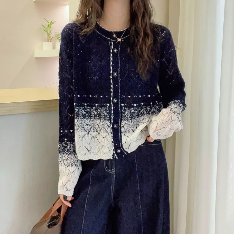 渐变色满天星针织开衫女秋季新款小香风宽松撞色长袖毛衣外搭上衣