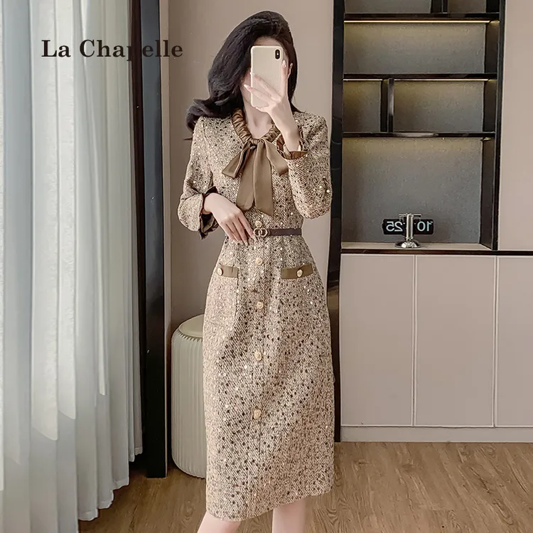 拉夏贝尔秋冬季小香风蝴蝶结绑带重工亮片粗花呢收腰显瘦连衣裙女