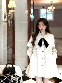 法式英伦风穿搭复古翻领斗篷风衣独特超好看高级感收腰外套2025秋