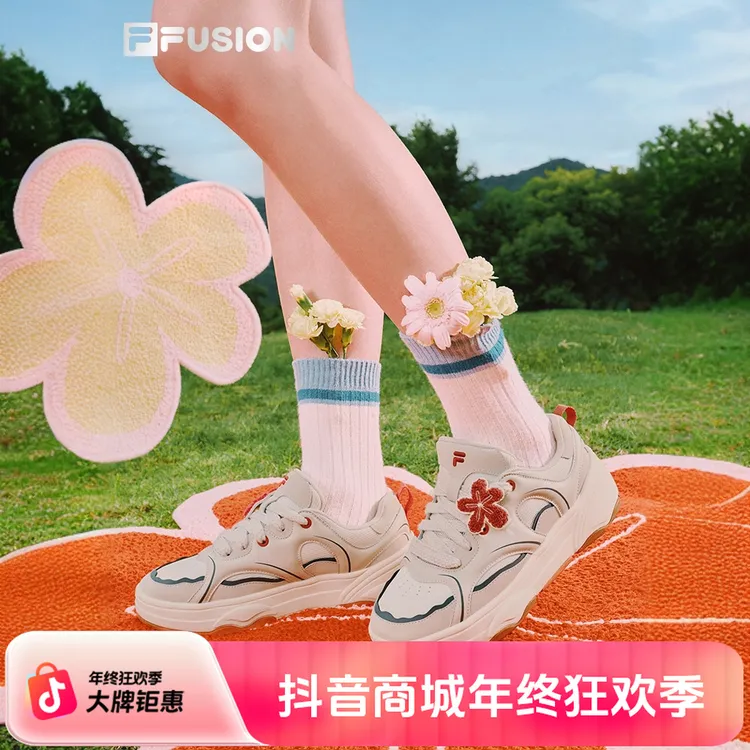 FILA FUSION 斐乐潮牌厚底板鞋女运动鞋2025秋季新款轻便可爱鞋子