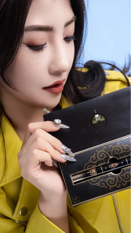 桔子公主魅惑风情自然纤长卷翘睫毛膏