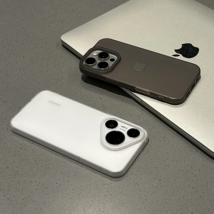 欧克里里磨砂大孔适用苹果16/17手机壳iPhone15小米14vivoppo华为