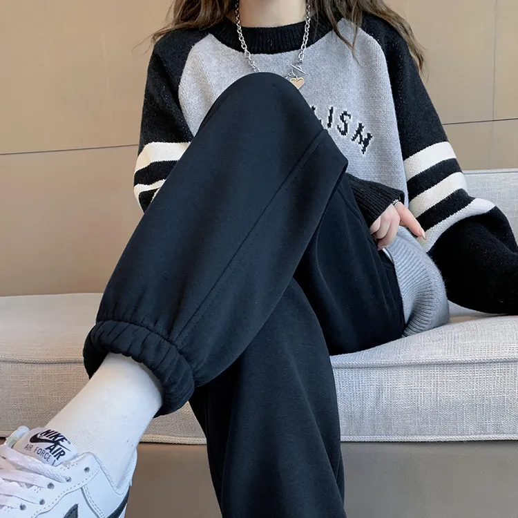 黑色运动裤女小个子秋冬季2025新款宽松显瘦束脚卫裤女休闲哈伦裤