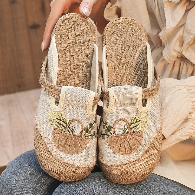 2025现货新款学院风女式绣花鞋可外穿平底拖鞋亚麻中底女单鞋