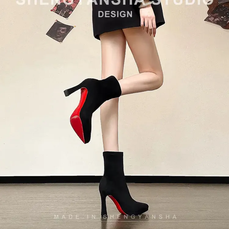红底高跟鞋秋冬新款洋气百搭绒面粗跟防水台弹力瘦瘦靴高跟短靴子