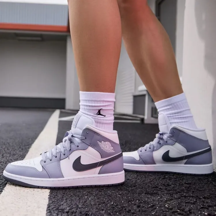 NIKE/耐克【流光机能风】AJ1 MID男子运动休闲板鞋 DQ8426145