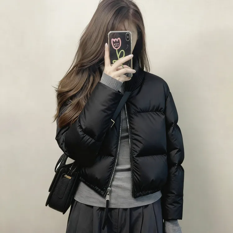 短款羽绒服女冬2025新款时尚保暖高级感小个子立领白鸭绒面包服女