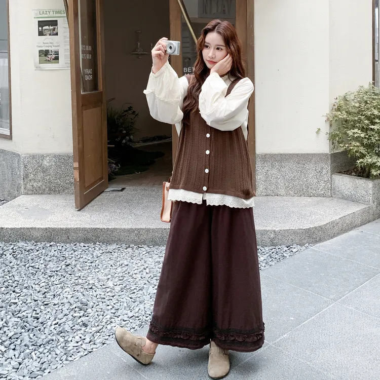 日系复古文艺少女秋季穿搭针织马甲套装2025新款衬衫阔腿裤三件套