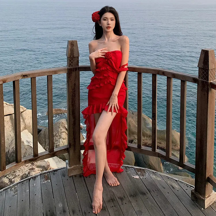 红色花朵修身露肩抹胸荷叶边拖尾长裙 Dresses