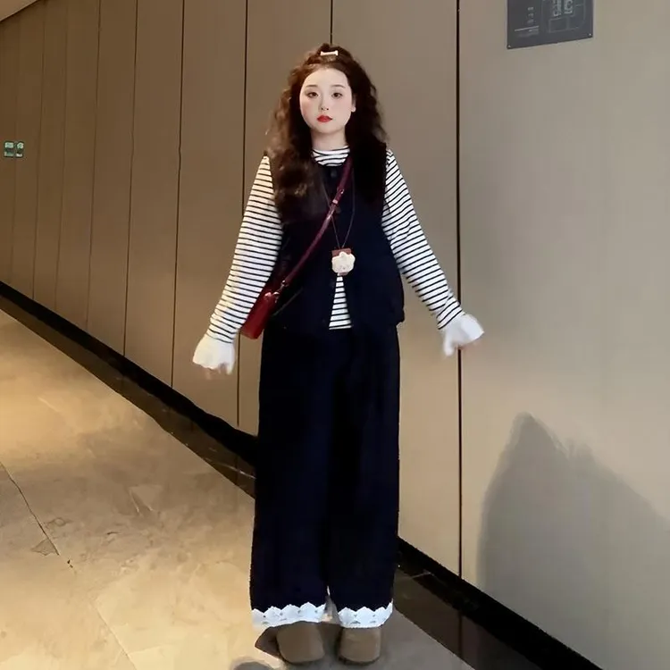 大码胖mm巨好看的早秋一整套女条纹上衣叠穿马甲花边阔腿裤三件套