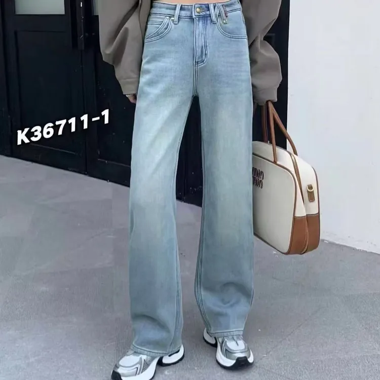 36711冬季新款加绒时尚百搭弹力牛仔直筒裤（腰带随机）