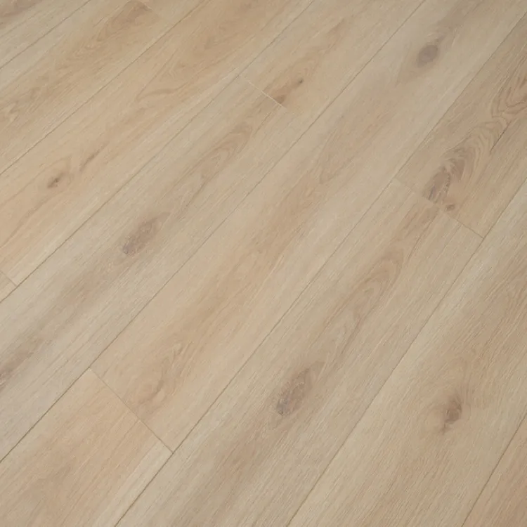 新三层金刚面实木地板正品尾货，不包邮