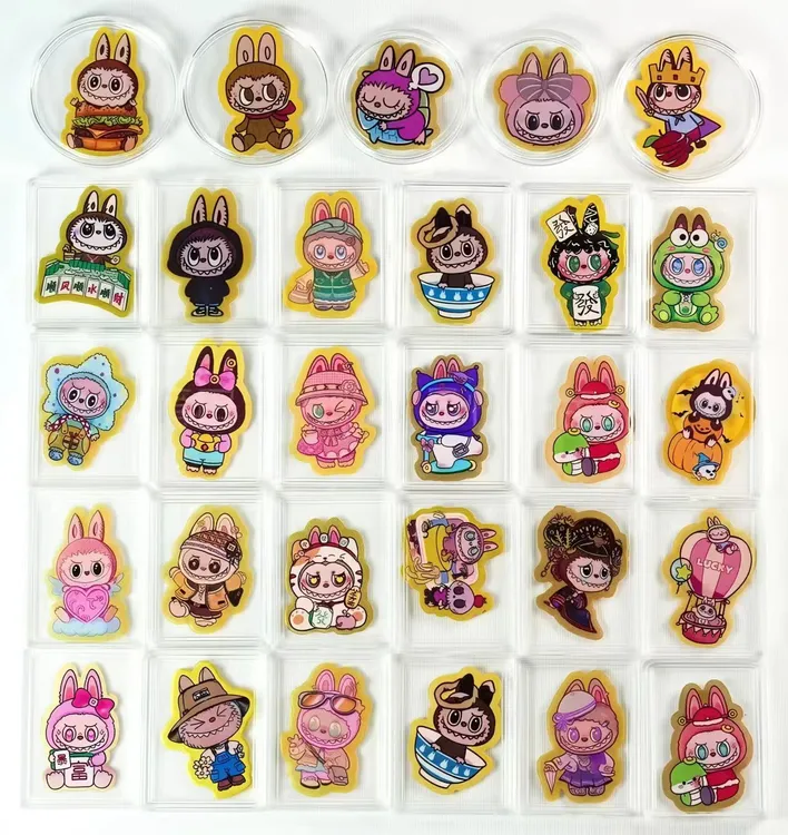 热卖卡通手机贴水贝金片创意手机壳装饰拉布布泡泡玛特labubu