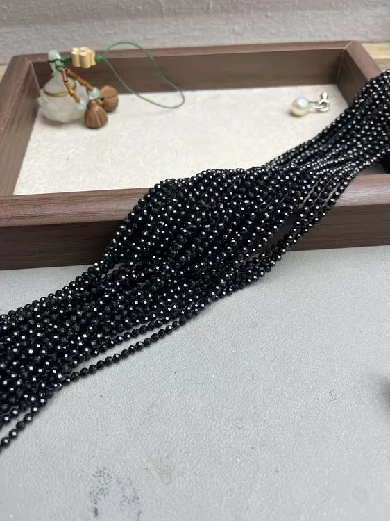 天然黑尖晶刻面散珠半成品长度39cm左右可DIY做戒指锁骨链当配珠