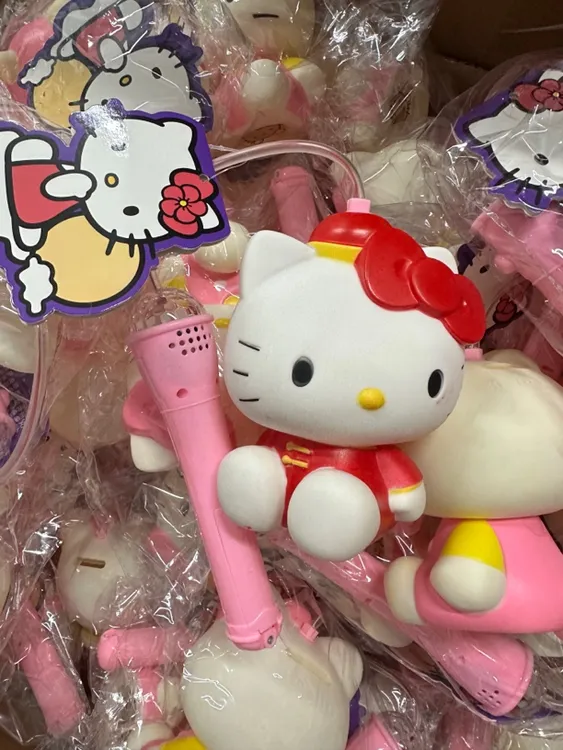 微瑕轻变色灯笼手提带投影音乐kt 猫