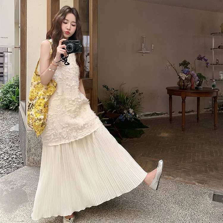 假两件拼接无袖背心连衣裙女2025夏季新款甜美显瘦流行爆款长裙子