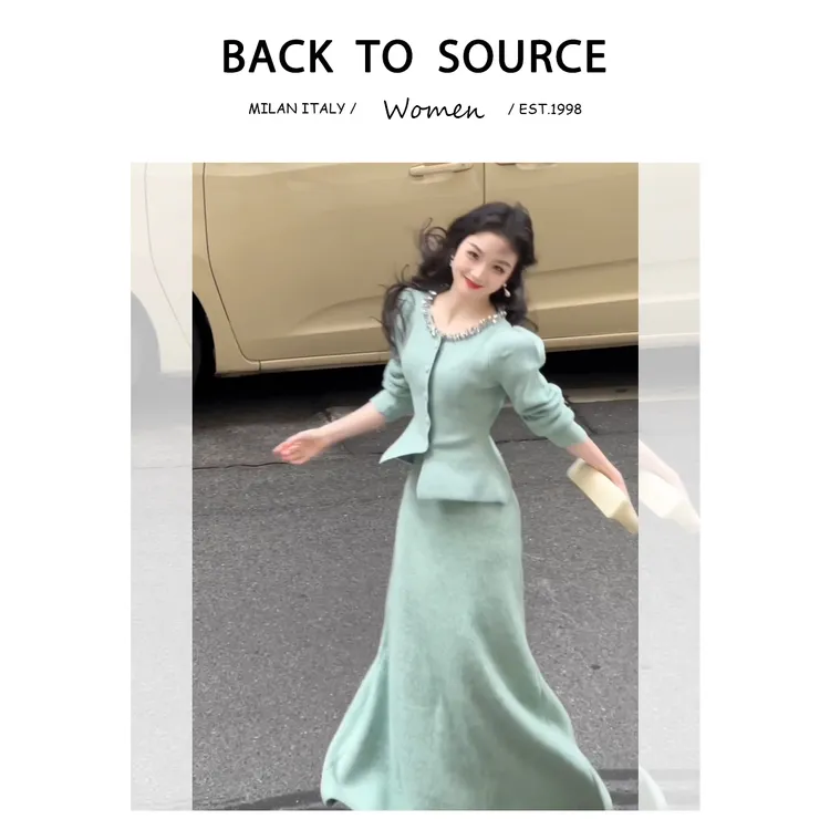 JCC【柠喜+运补6】高级感钉珠白色镶钻圆领柔软毛衣针织两件套装女