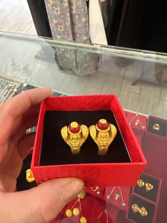 铜合金戒指 尼泊尔铜金不掉色民族风时尚。小号。