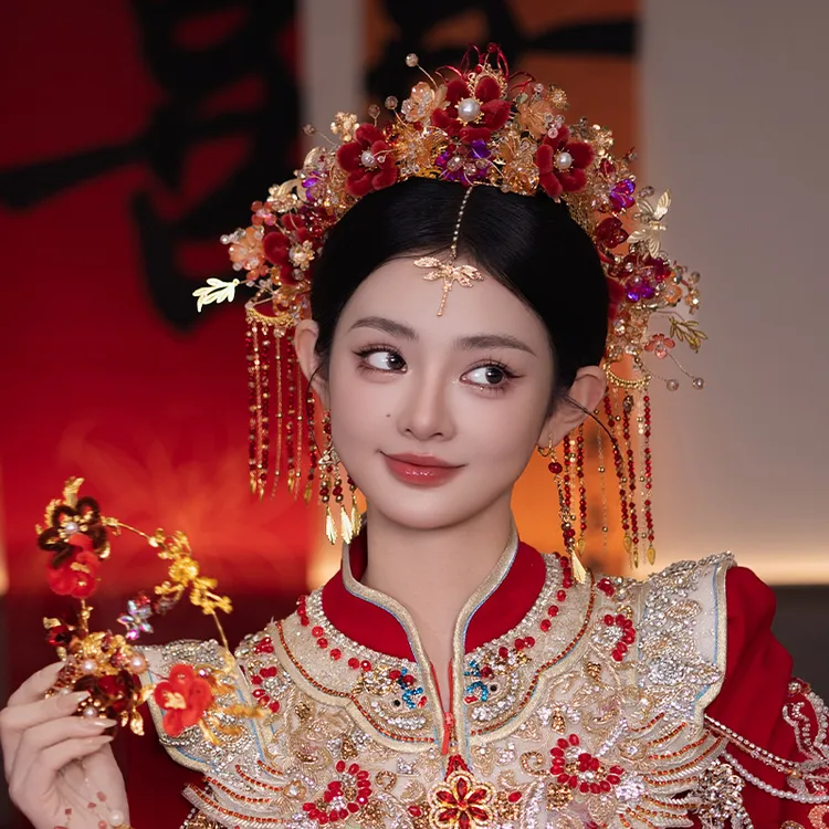 合金婚庆饰品 中式新娘减龄琉璃绒花前后冠眉心坠秀禾服头饰D0442