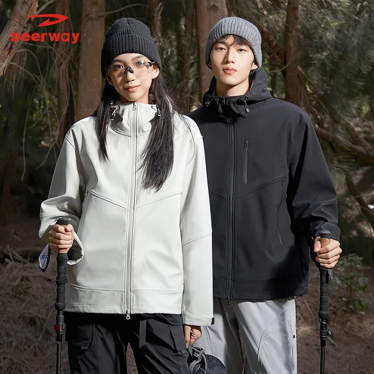 德尔惠春秋户外三防软壳夹克情侣休闲徒步登山进藏工装连帽外套男