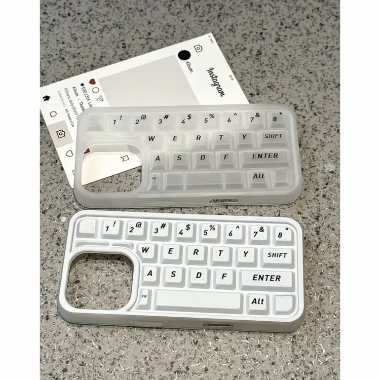 简约立体字母键盘壳适用苹果16promax手机壳15防摔14/13/12软套
