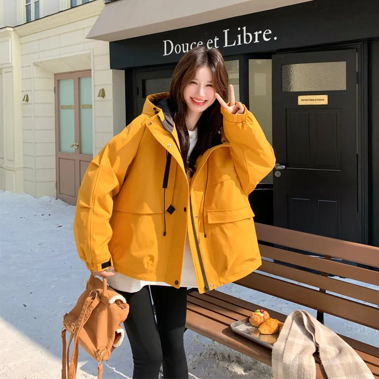 冲锋衣式90白鸭绒羽绒服2025冬季新款韩系设计感户外工装风厚外套