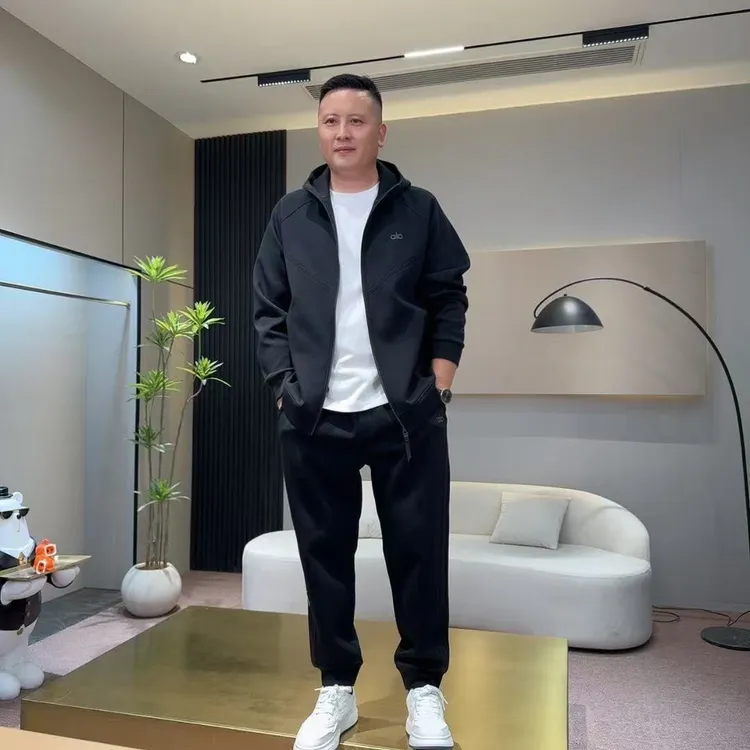 品至家秋冬季男士简约时尚休闲百搭运动连帽开衫两件套-8021