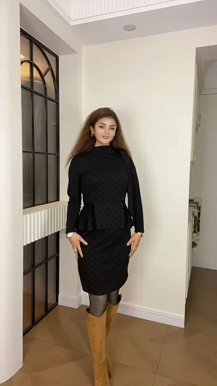 【新款秋冬时尚三件套半裙短裙长袖】休闲气质套装裙子黑色上衣修身