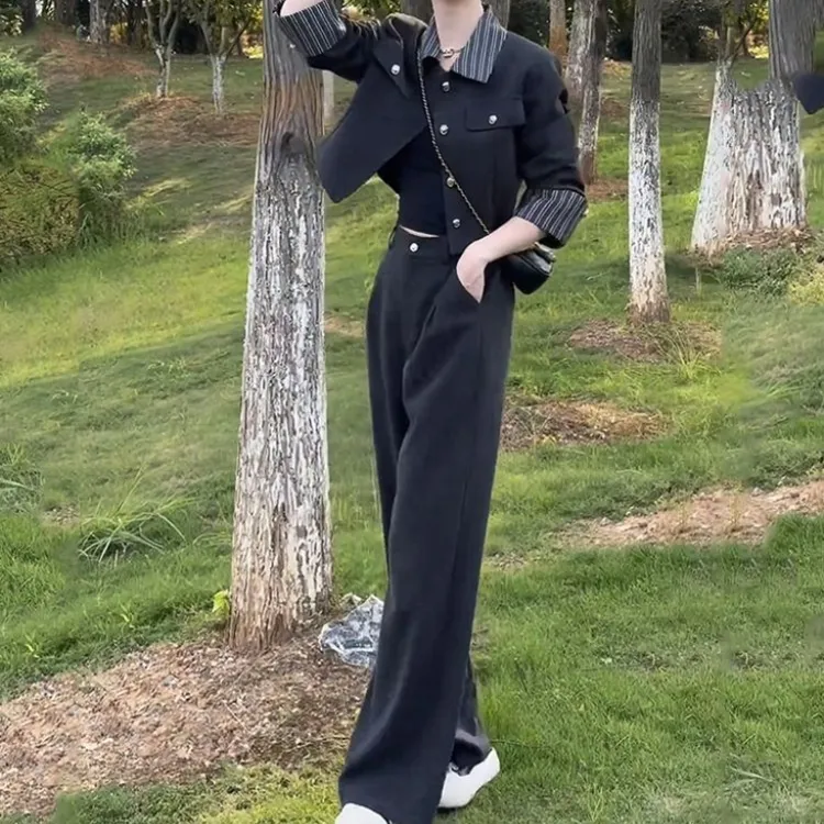 春秋新款洋气显瘦减龄长袖外套搭配高腰阔腿裤套装