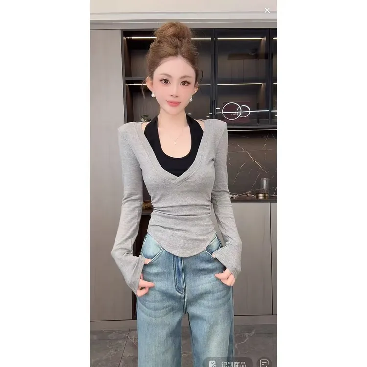 曼曼【心动预警】 韩系撞色挂脖假两件长袖加绒T恤女3889#