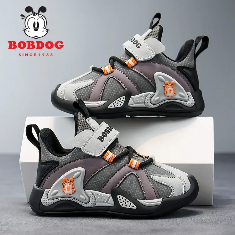 巴布豆男童鞋子皮面防水2025春秋新款防滑耐磨轻便跑步儿童运动鞋