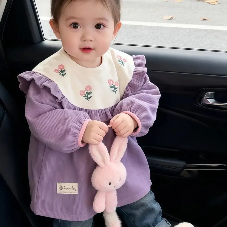 罩衣女宝宝外穿秋冬吃饭防水防脏反穿衣洋气好看儿童围裙公主裙W