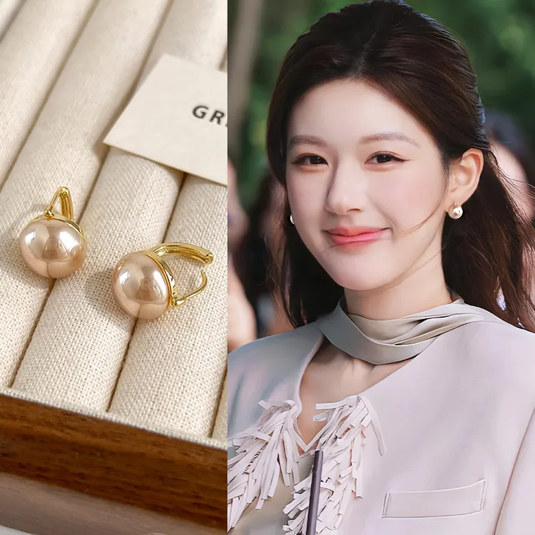 2025年新款爆款简约气质珍珠耳环女轻奢高级大气高级感百搭耳环
