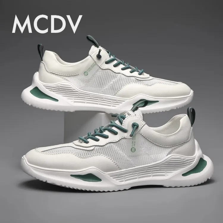 2025年夏季特大码男鞋夏季透气轻薄网面鞋跑步休闲时尚运动鞋网鞋