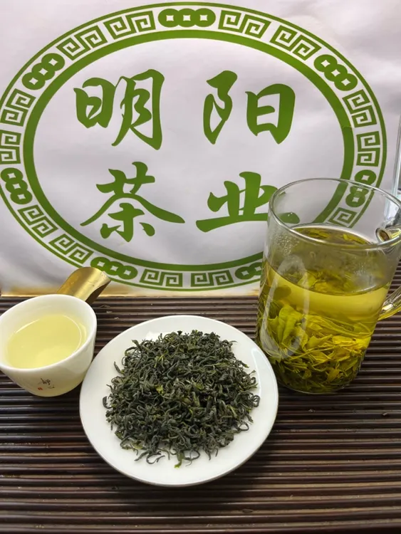 龙三细芽绿茶2025年春茶