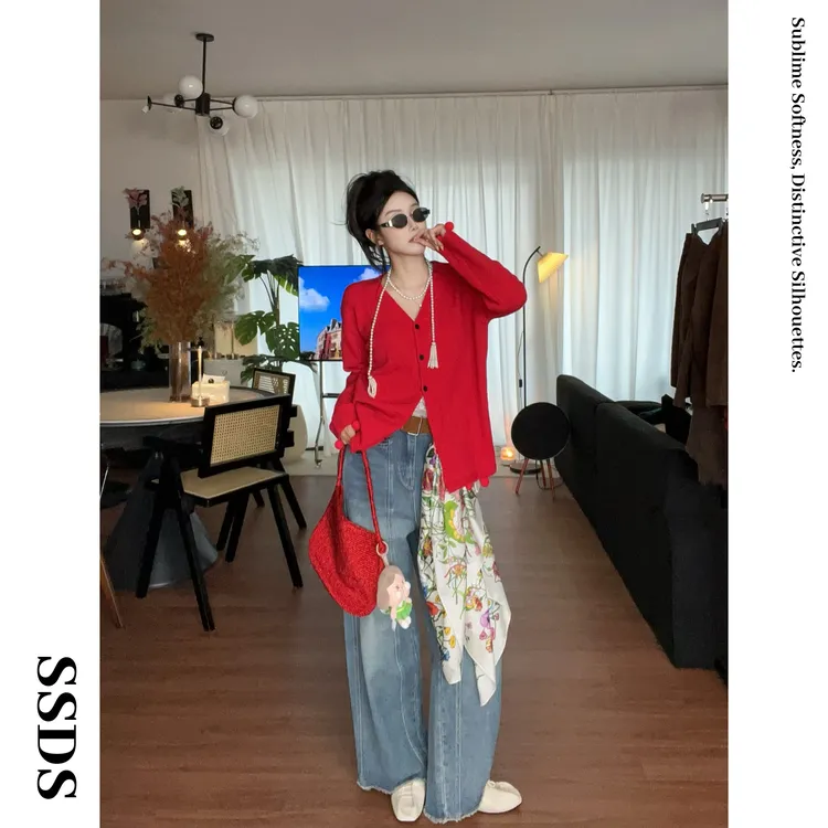 SSDS韩系新款本命年红色挂脖V领亚麻花球针织开衫外套宽松慵懒感