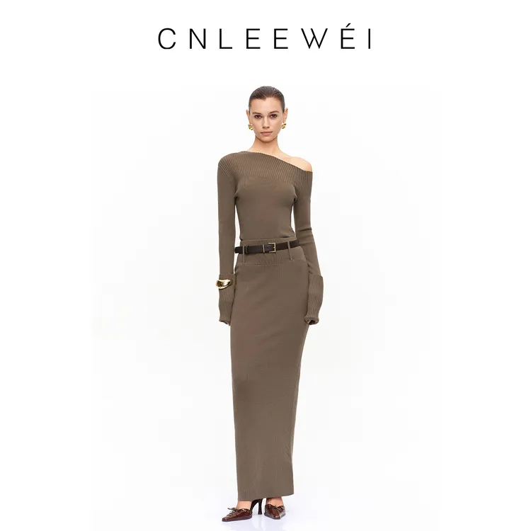 CNLEEWEI2025秋季新款一字肩针织时尚套装可拆PU皮带合体长半裙