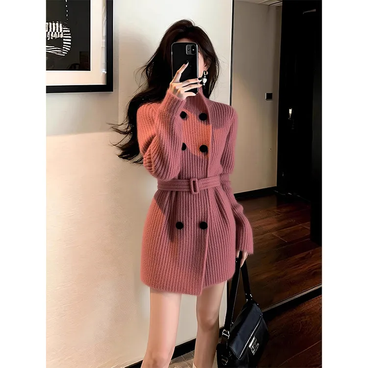 2025冬季新款独特超好看软糯中长款针织衫绝美气质粉色毛衣外套女