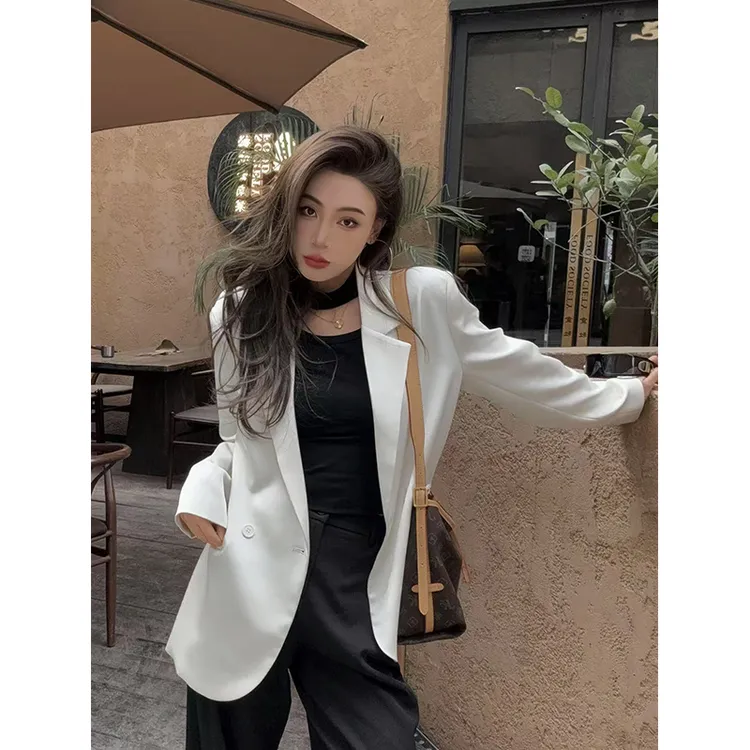  高级感西装外套女2025春夏新款宽松缎面设计感百搭休闲透气西服