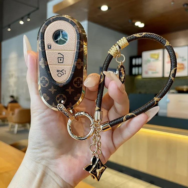 奔驰钥匙套2025款glc300l车c260l壳c200l扣glb220女eqe新C级e300l