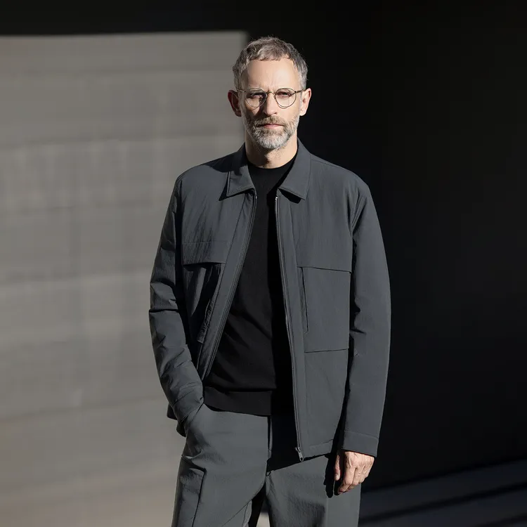 EDOT【90白鹅绒】轻薄羽绒服男士秋冬季翻领保暖商务行政夹克外套