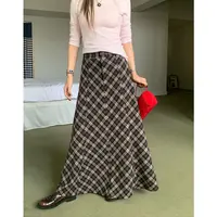 橘子树在哪儿文艺设计感不规则小众秋季款格纹A字半身裙复古时尚