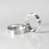 925银戒指 S925纯银条纹拉丝情侣宽版轻奢简约INS风素圈白金色