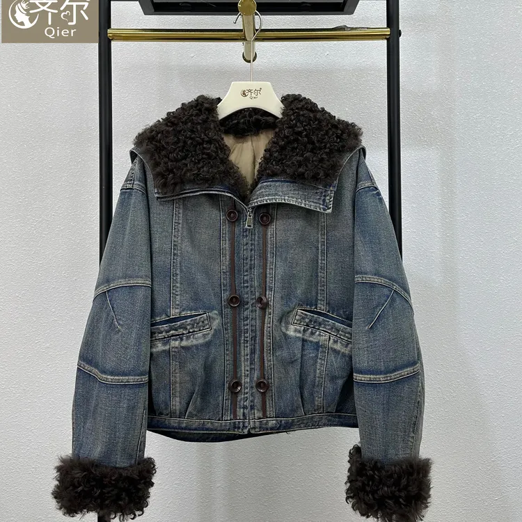 海宁秋冬新款牛仔派克白鹅绒服女短款羊羔毛真皮毛一体大翻领外套