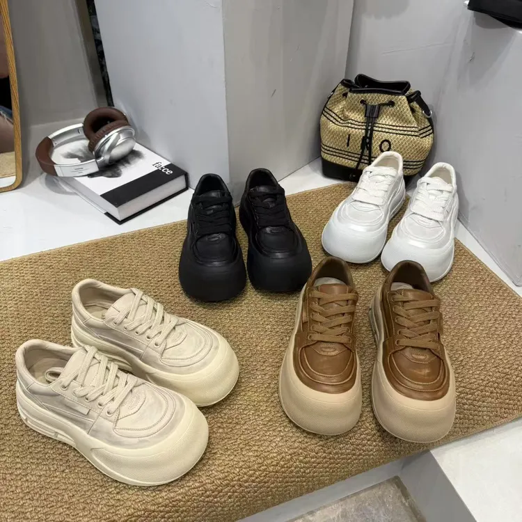 广州欧货【鎏金】秋季真皮5cm系带复古学院气质百搭松糕鞋小众