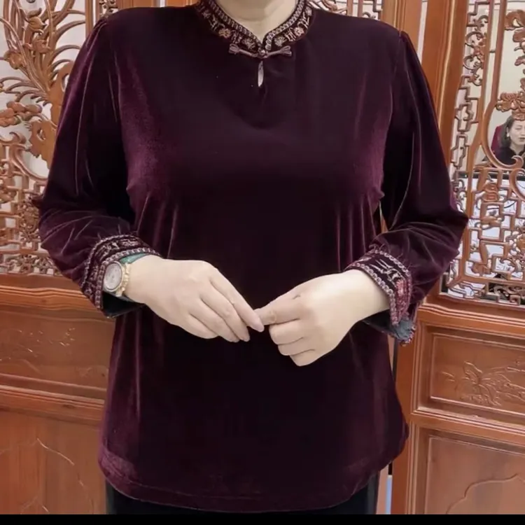 秋季重工刺绣丝绒长袖长款中老年妈妈装上衣