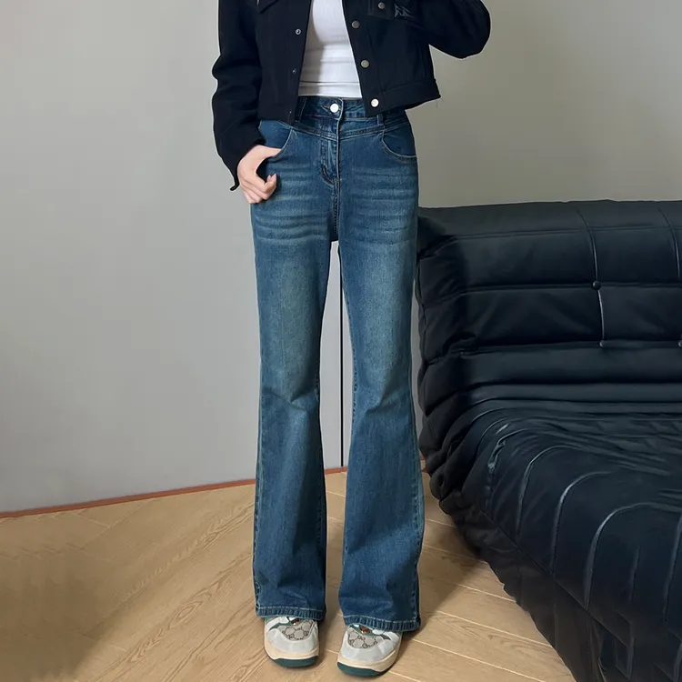 复古蓝微喇牛仔裤女大码2025秋季新款胖mm显瘦长裤高腰百搭喇叭裤