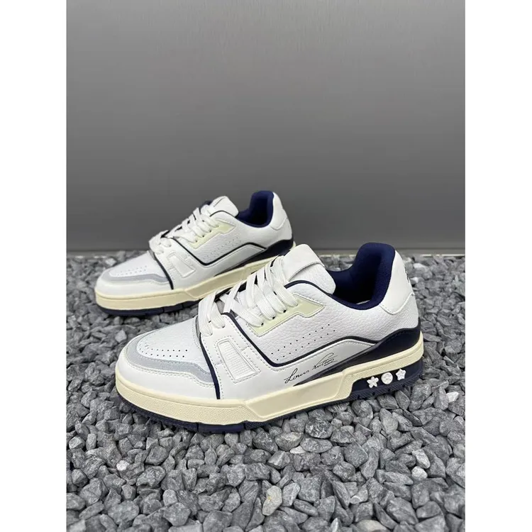 【香港DcSU&Shoes官方正品】轻便防滑运动鞋潮流透气轻奢男士板鞋