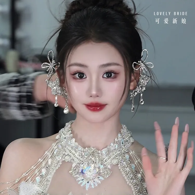 铜合金合成锆石耳饰 高级精灵耳挂2025新蝴蝶花朵耳骨夹婚纱耳饰